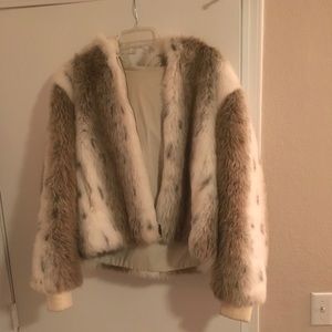 White stag. Faux fur jacket. Size 12/14 missy